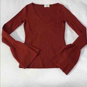 Aritzia Wilfred bell-sleeve v-neck wool sweater. Red/Pinot colored